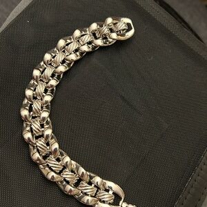 Silver color Napeir Bracelet